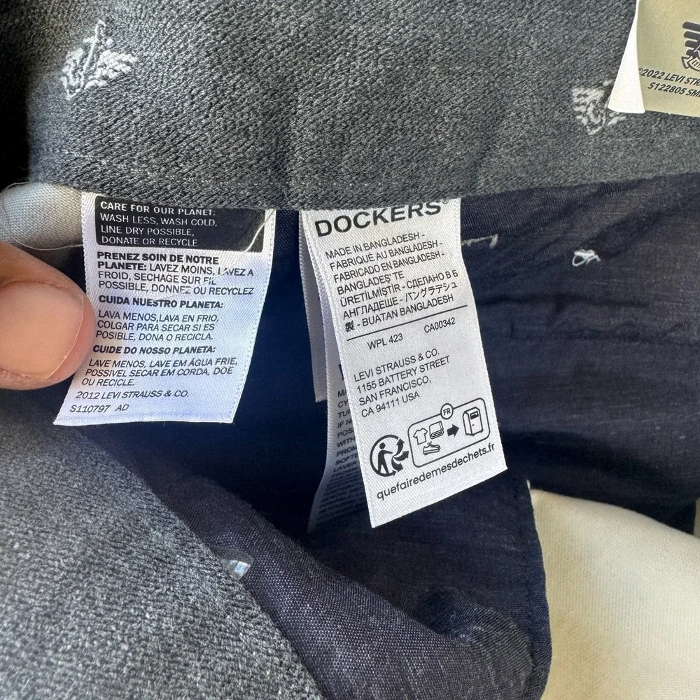 Dockers signature iron